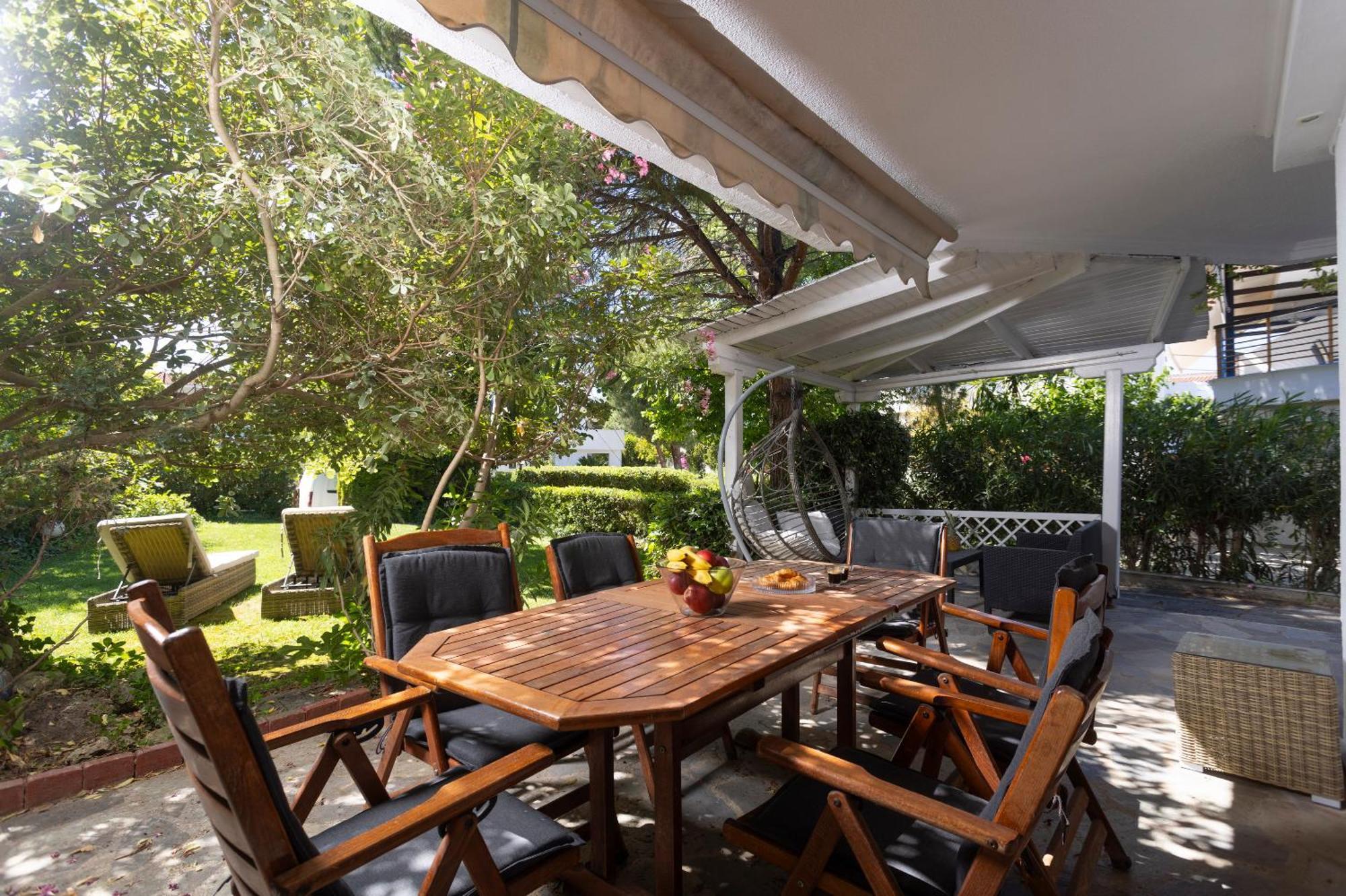Lovely Villa 3 Min From The Beach 하니오티 외부 사진