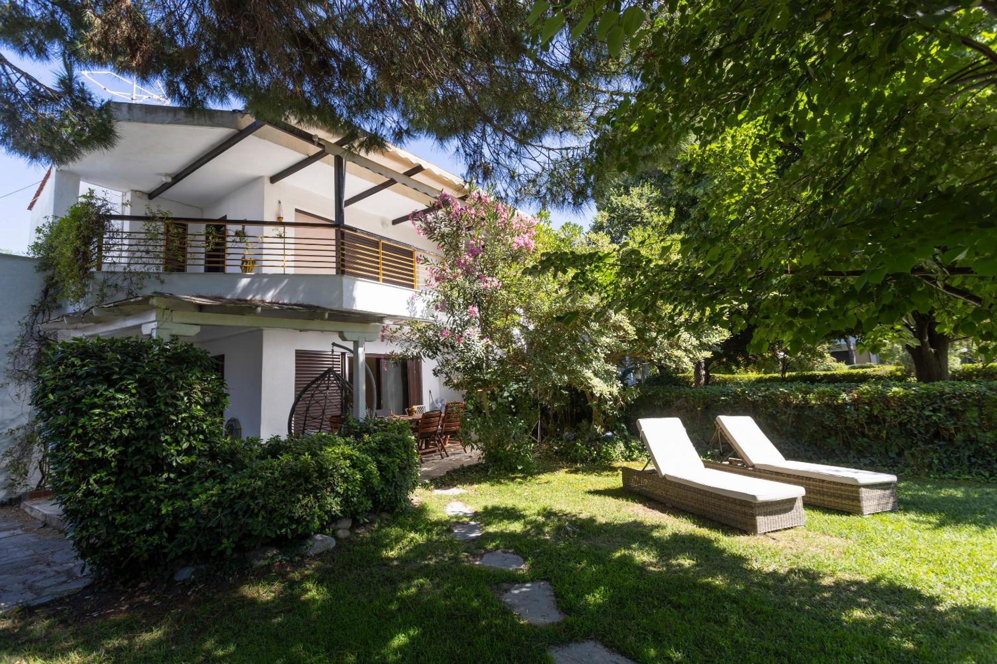 Lovely Villa 3 Min From The Beach 하니오티 외부 사진