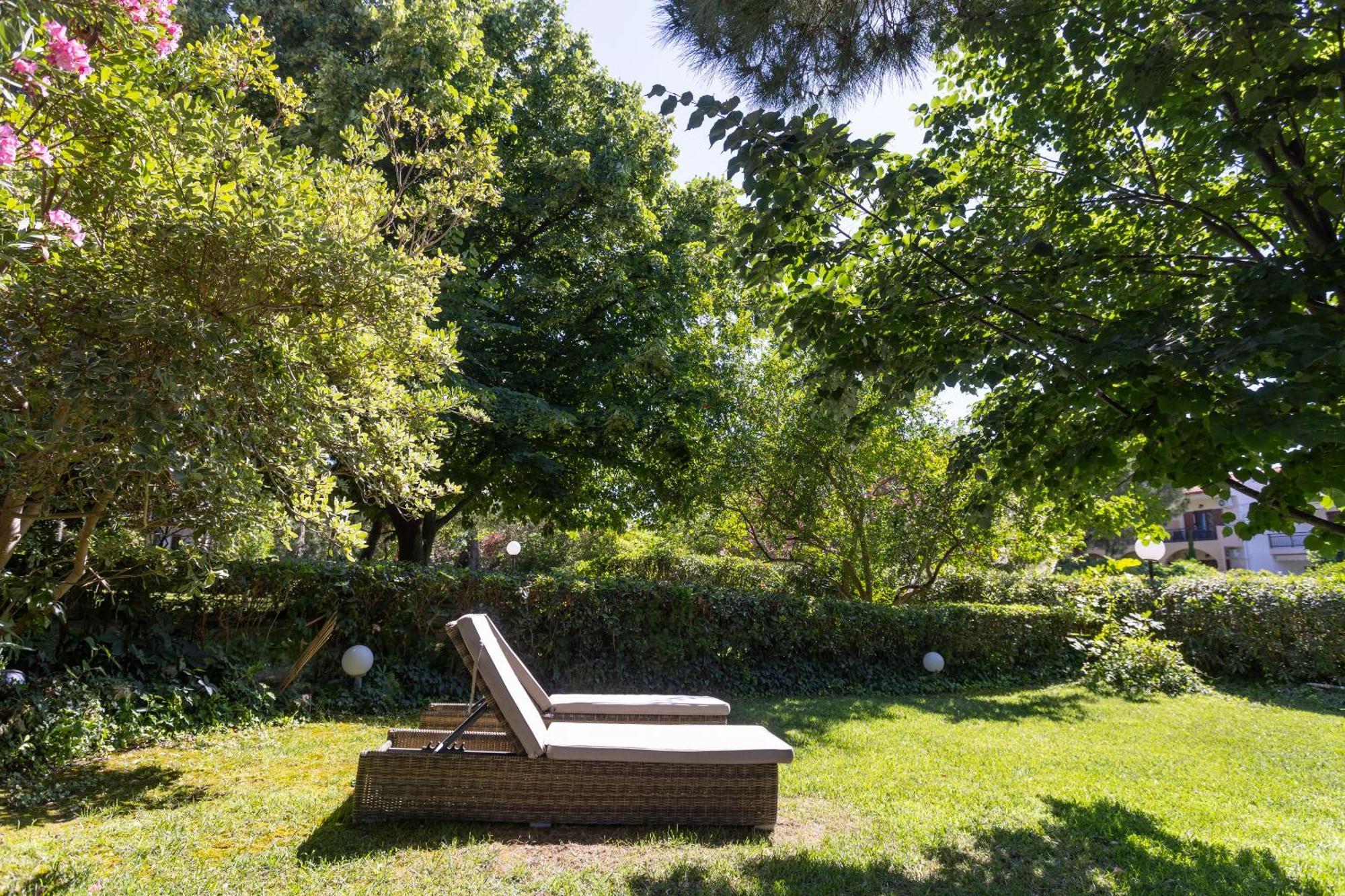 Lovely Villa 3 Min From The Beach 하니오티 외부 사진